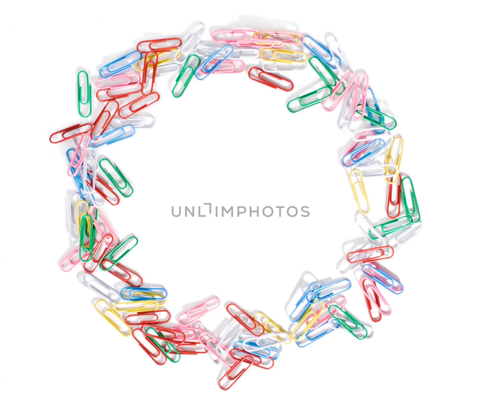 Paper clips ring isolated over white