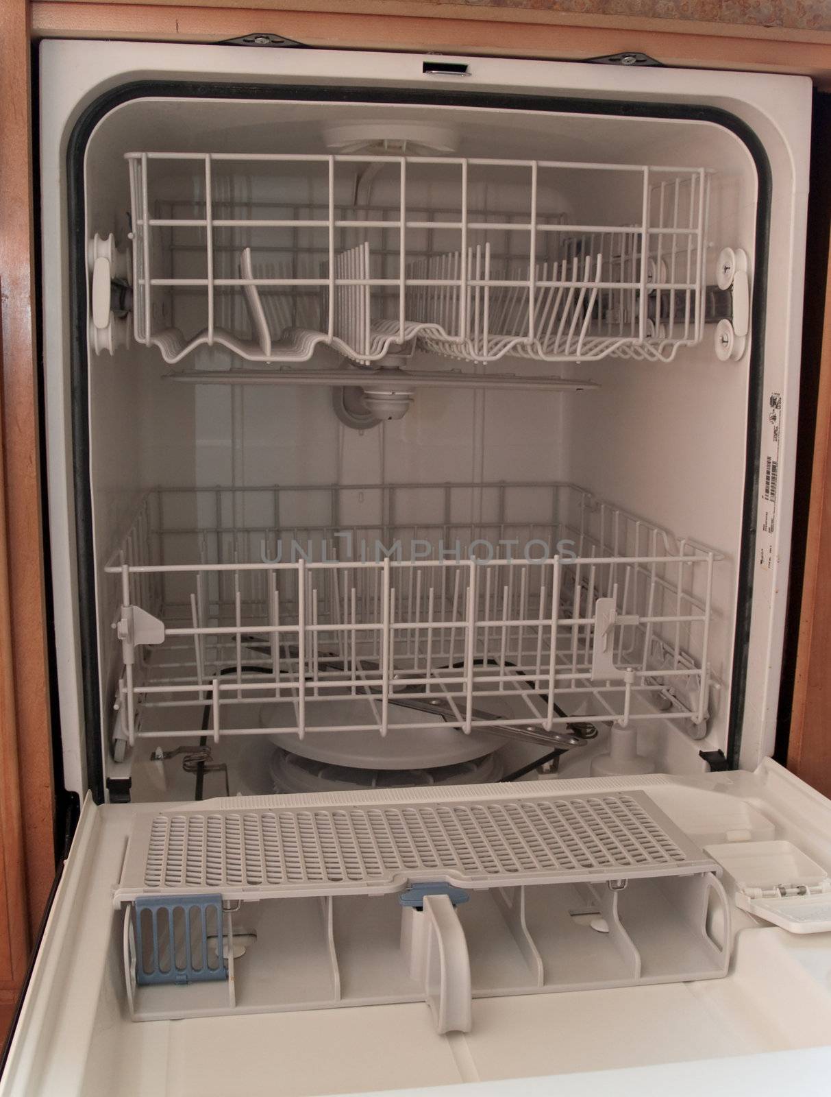 Empty, dishwasher, waser, dishes, cleaner, white, nothing, clean, new, modern, built in, appliance, kitchen