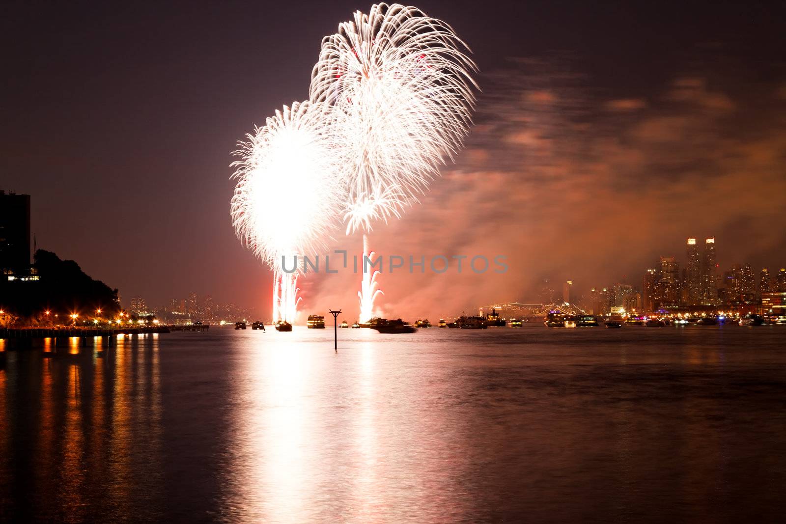  the Macy's 4th of July fireworks displays by gary718