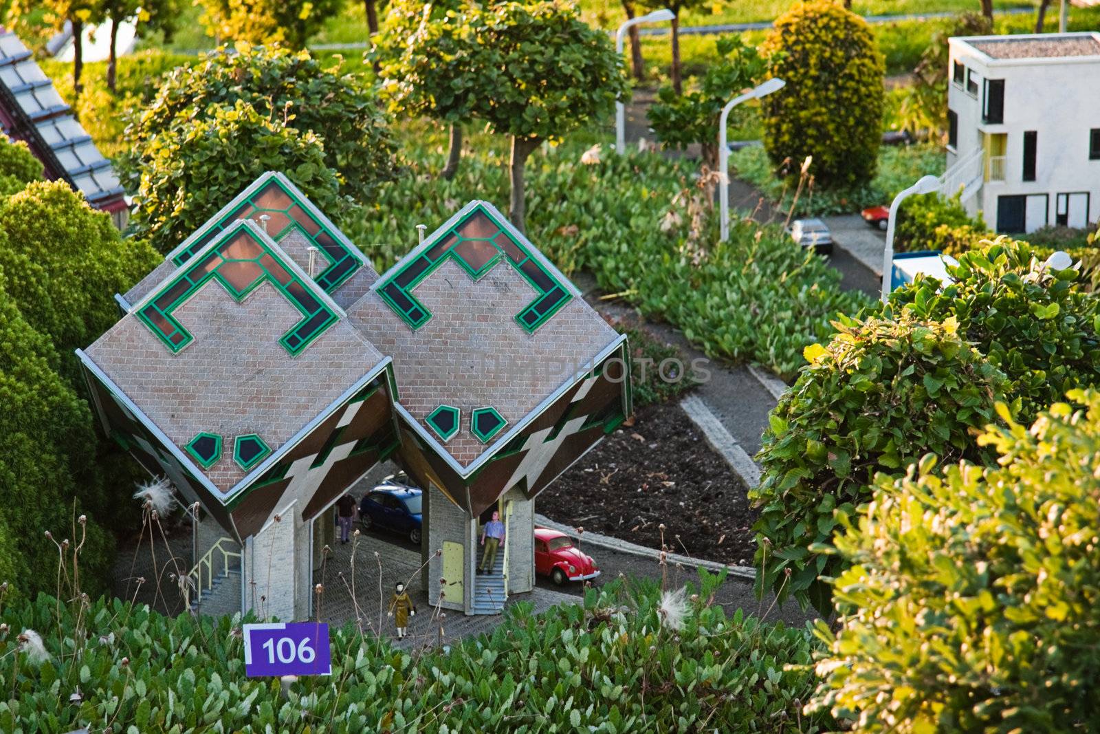 Evening light in Madurodam 2007 by Colette