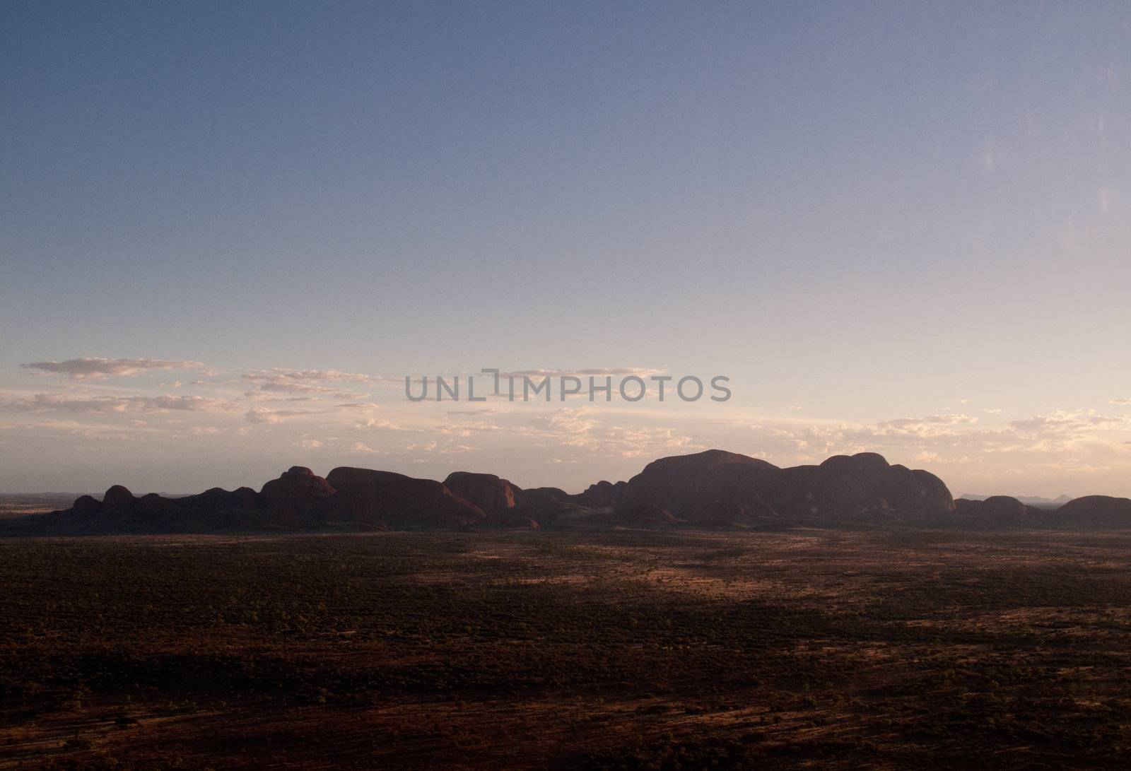 Sunset over Ayers Rock by steheap