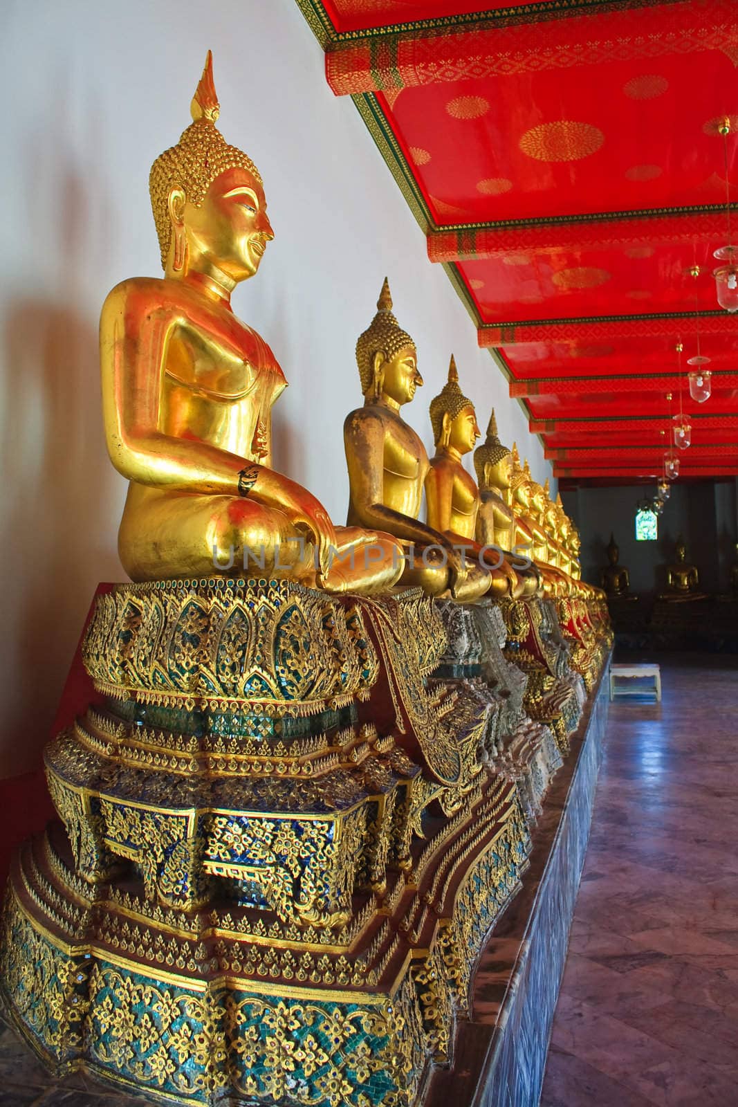 Images of Buddha in Wat Pho temple