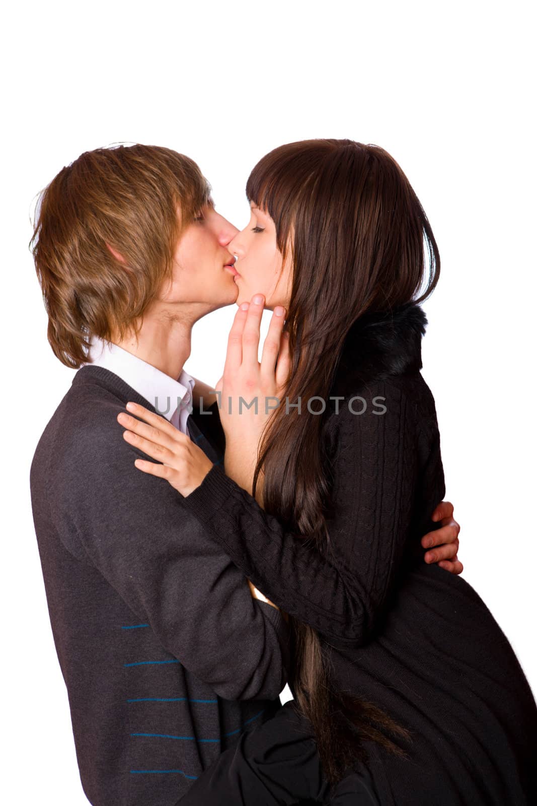 couple kissing by olga_sweet