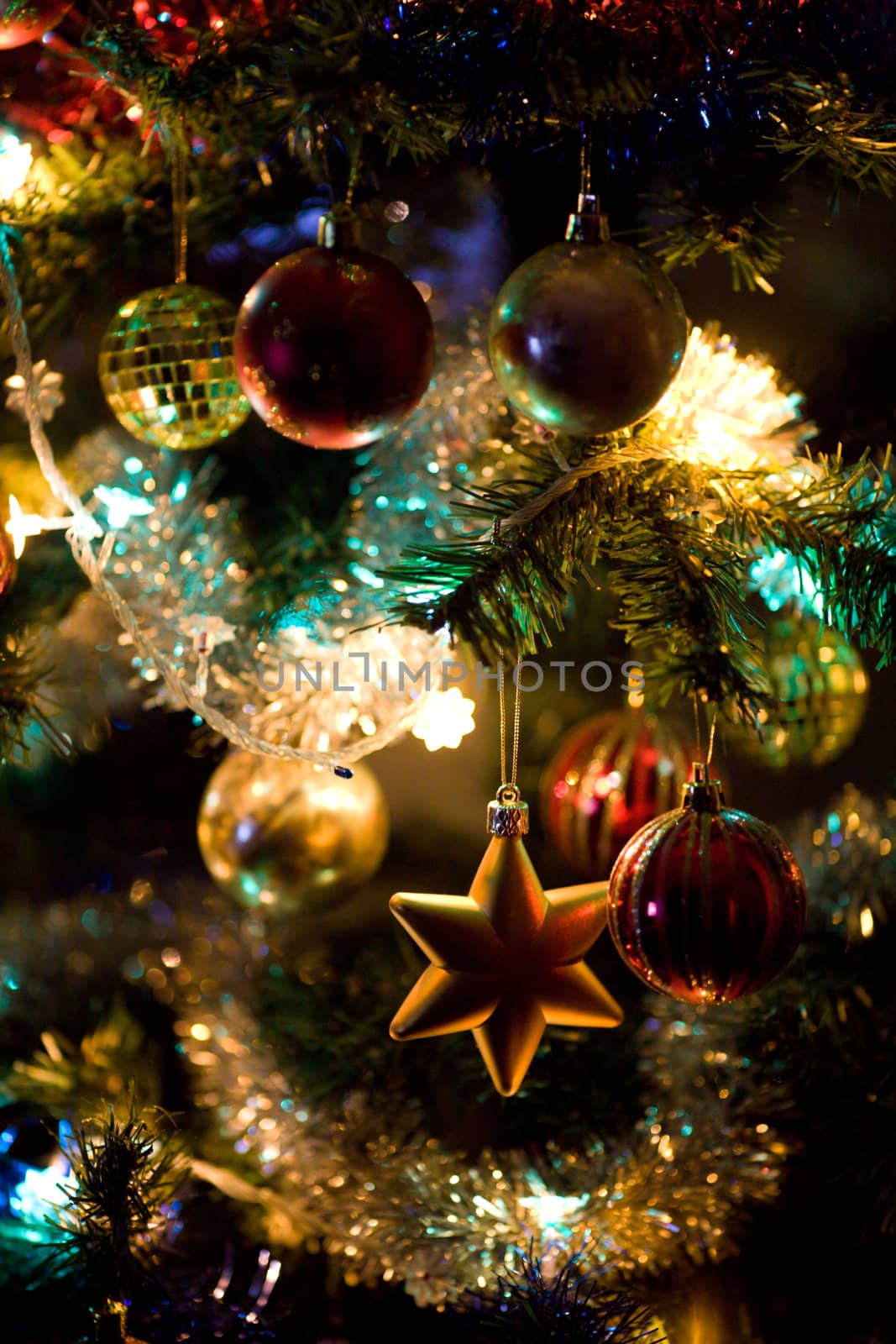 Christmas tree closeup by olga_sweet