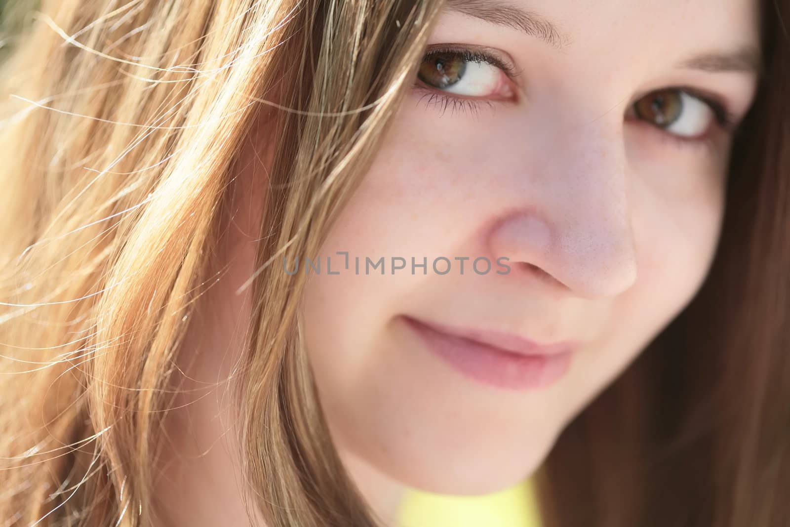 close-up portrait of the romantic green-eyed girl