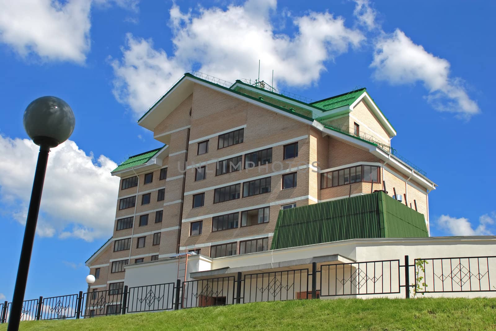 Architecture, Building, Modern High-rise House under Blue Sky