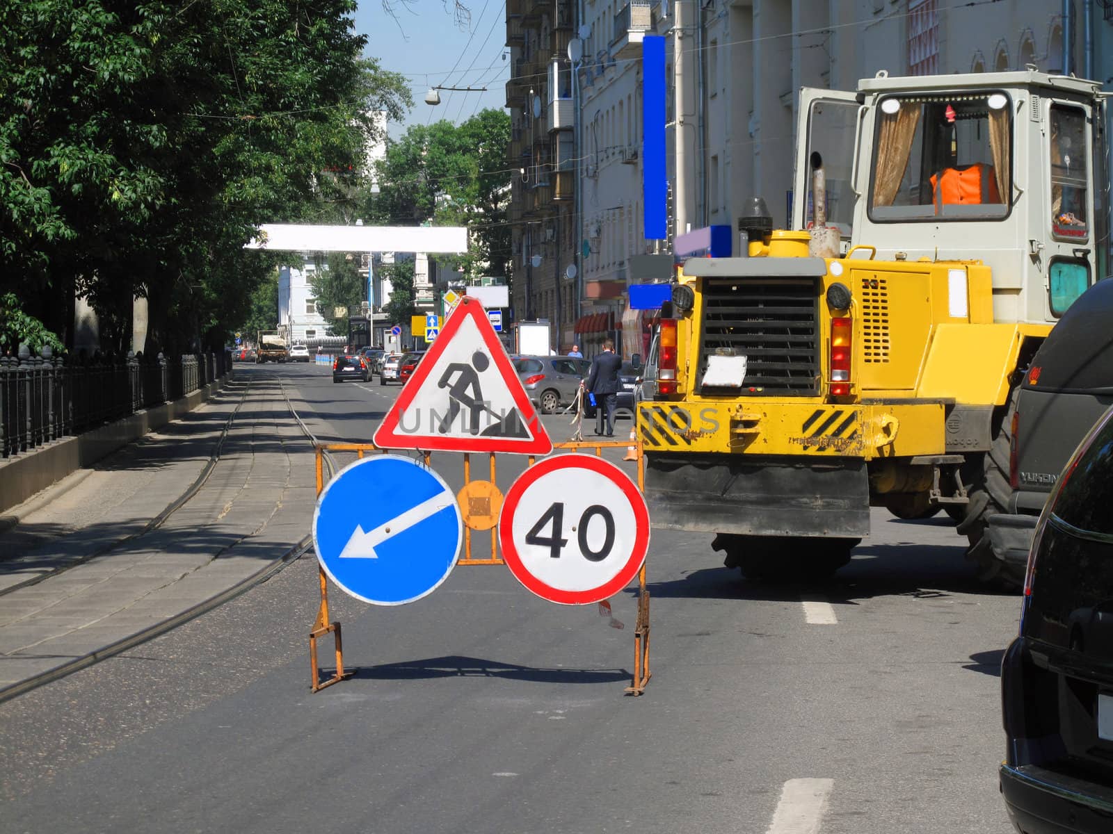 Street repair. Taken on June 2010 in Moscow, Russia                          