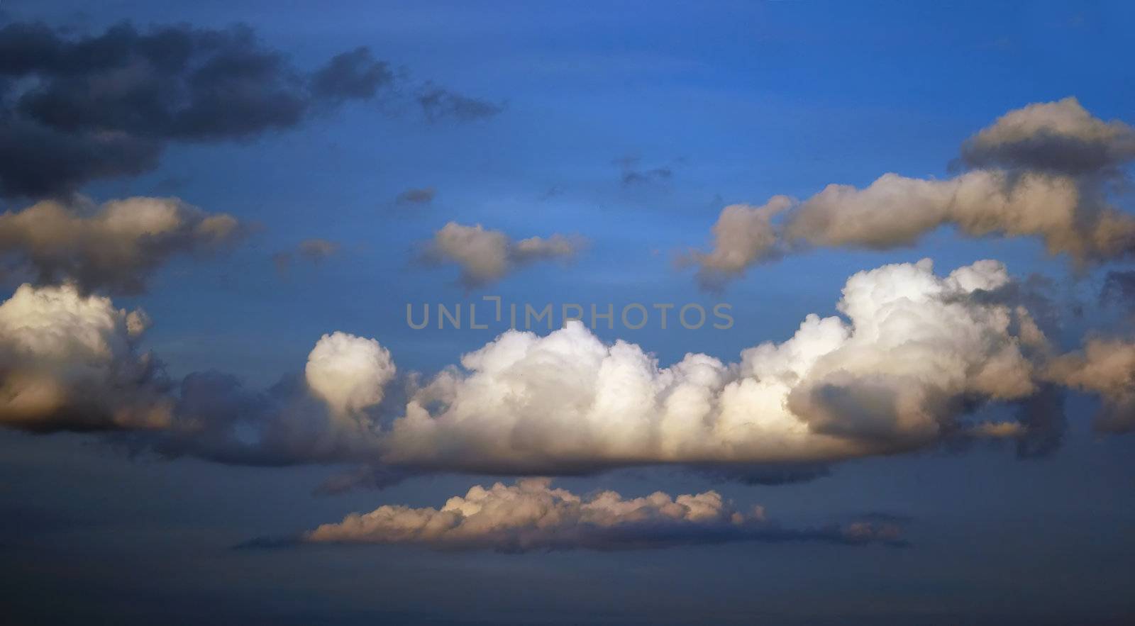 Shot of fleecy clouds - fleece - cirrocumulus