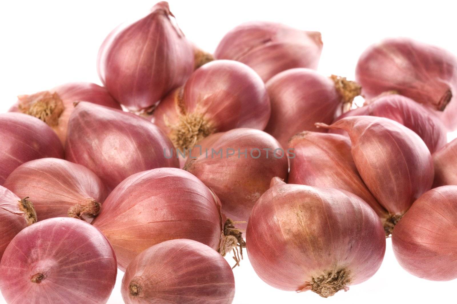 Small Onions Isolated by shariffc