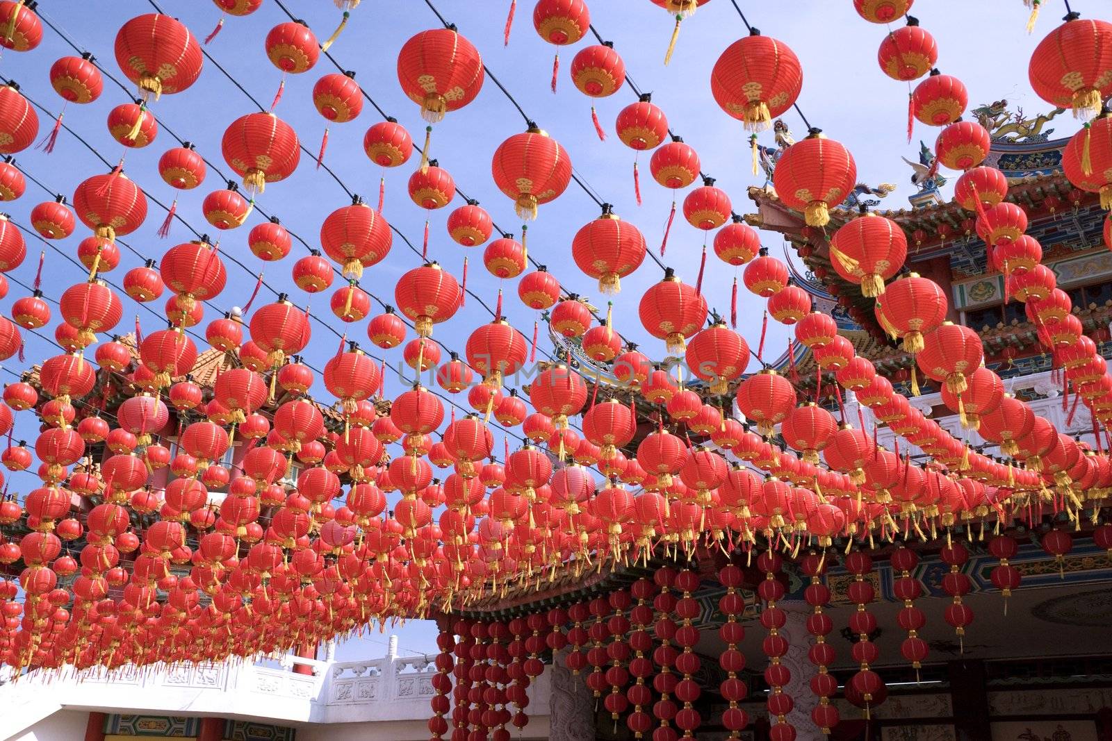 Chinese Temple Lanterns by shariffc