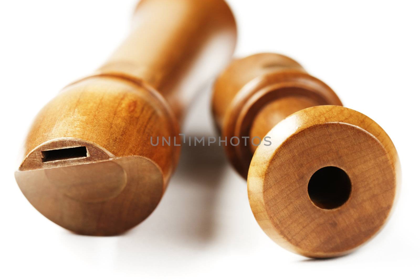 start and end of an wooden treble flute