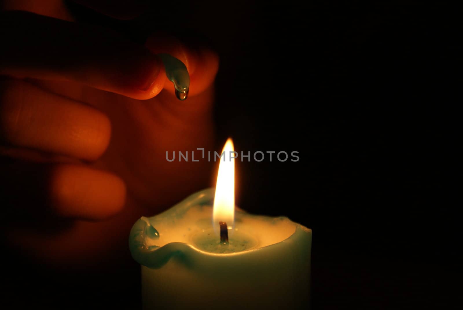 candle of faith by neo17_2lo