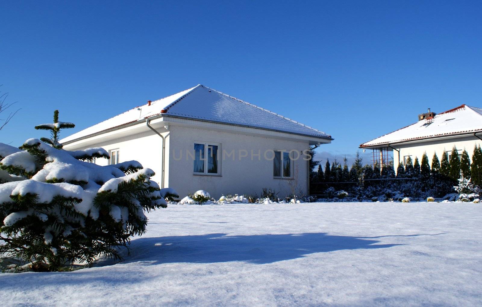 House in snow by neo17_2lo