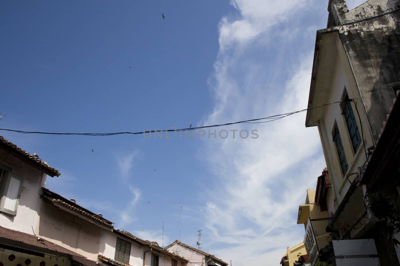 Street and Sky by BengLim