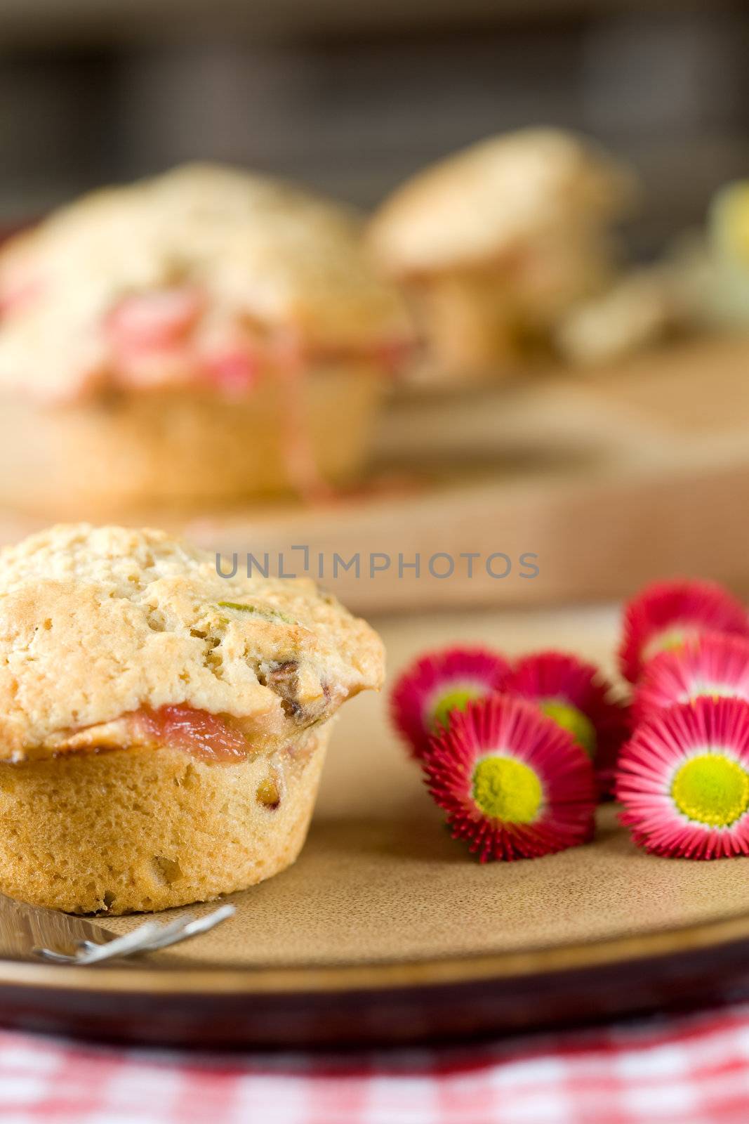 Delicious muffin filled with pistachio and rhubarb