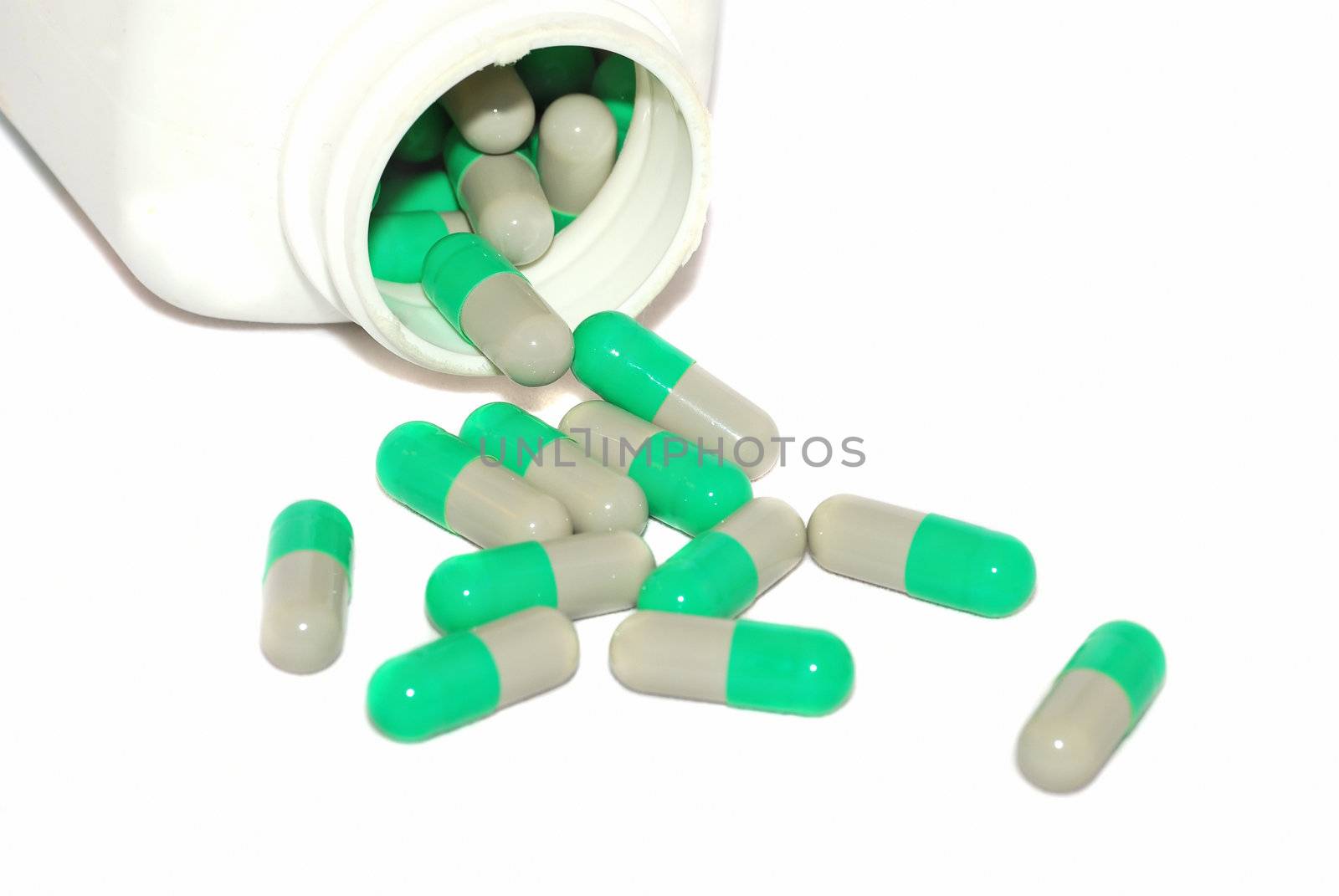 Green pills  by MaxkateUSA