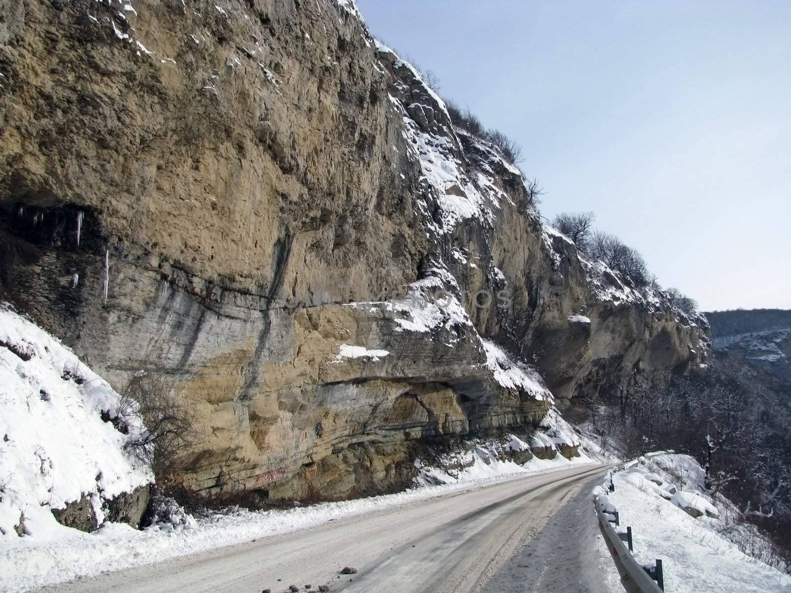 Rock; winter; snow; road; relief; nature by Viktoha