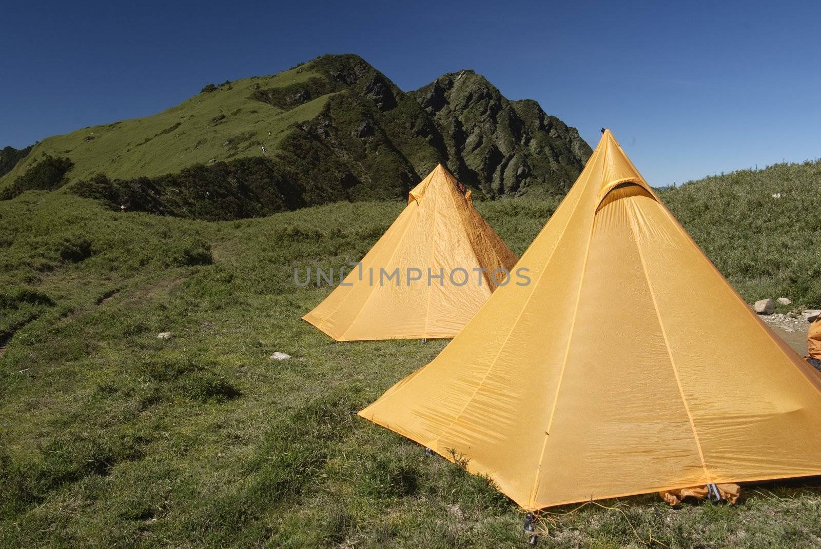 Tents In Alpine by elwynn