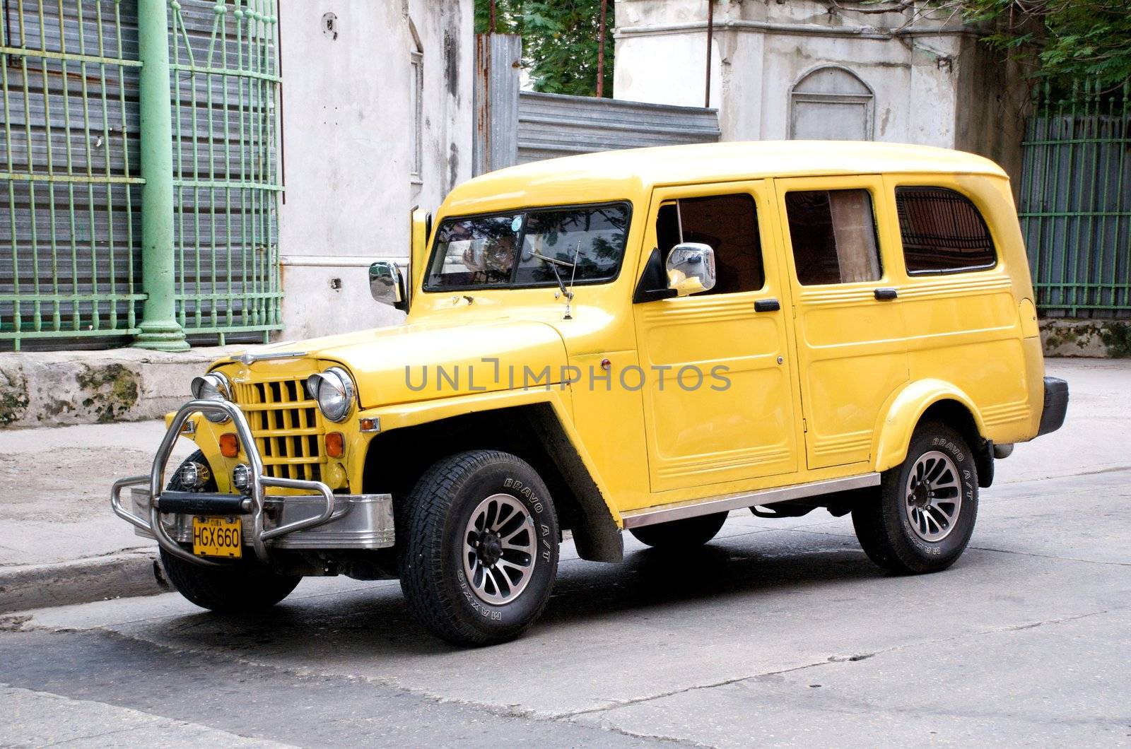 Street scenes of Navana, Cuba