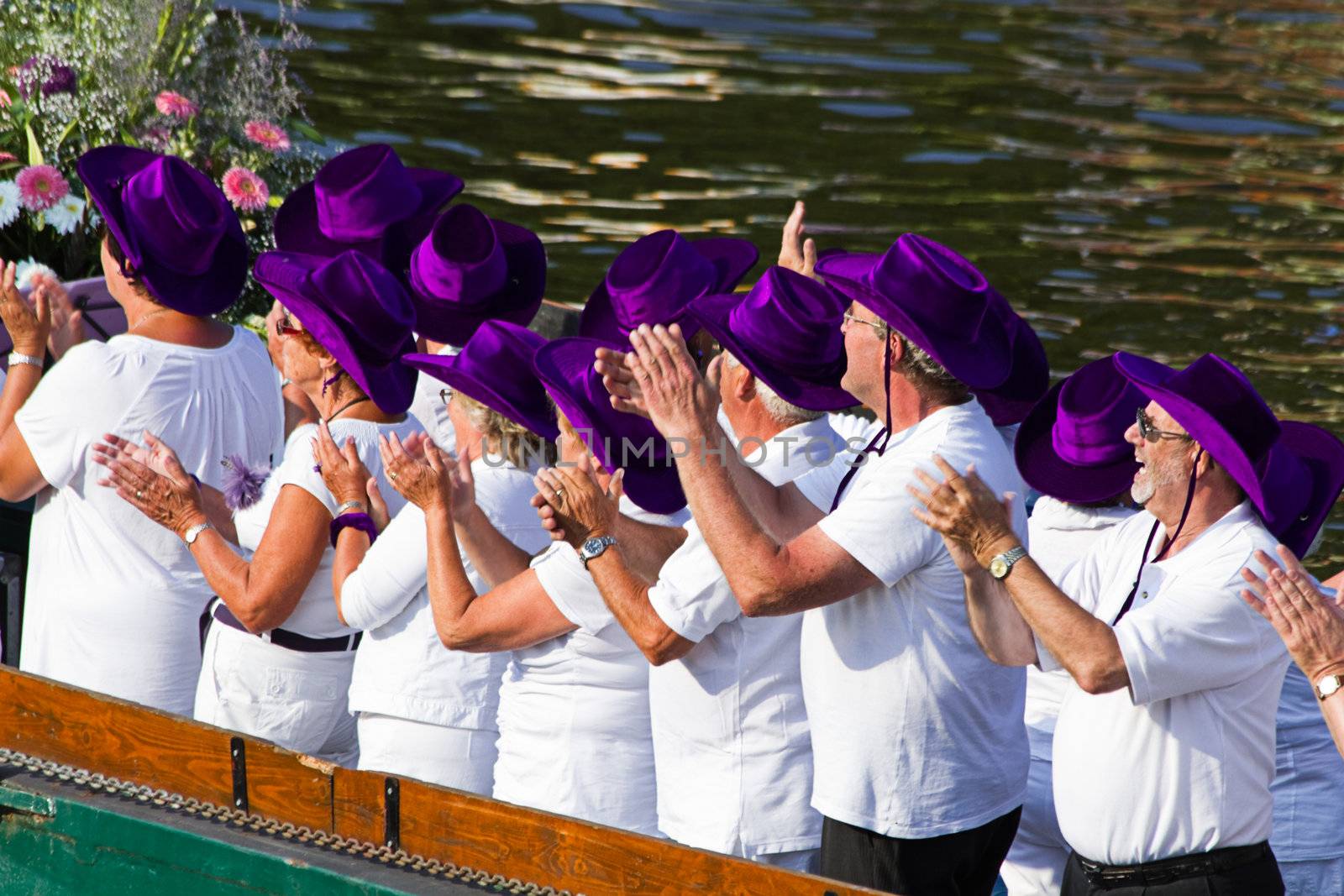 VLAARDINGEN, THE NETHERLANDS - JULI 2010: Beautiful flower boats in the unique annual Westland Floating Parade Juli 30, 2010, Vlaardingen, the Netherlands.

