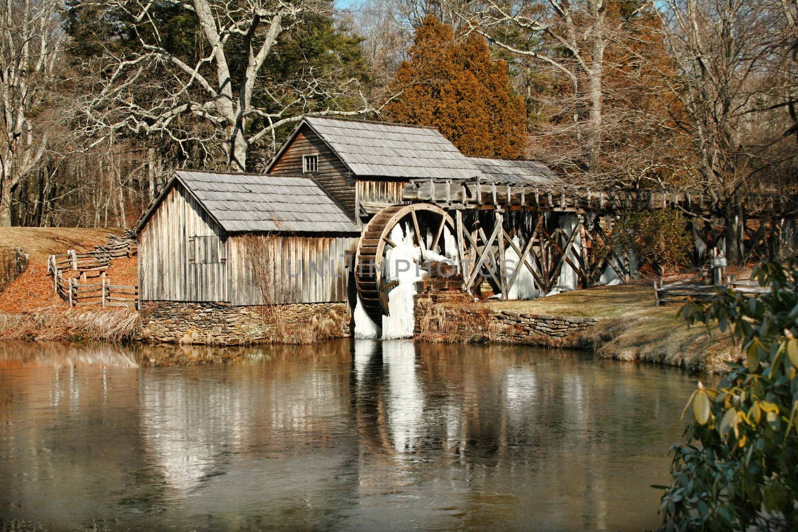 Old Mill by thephotoguy