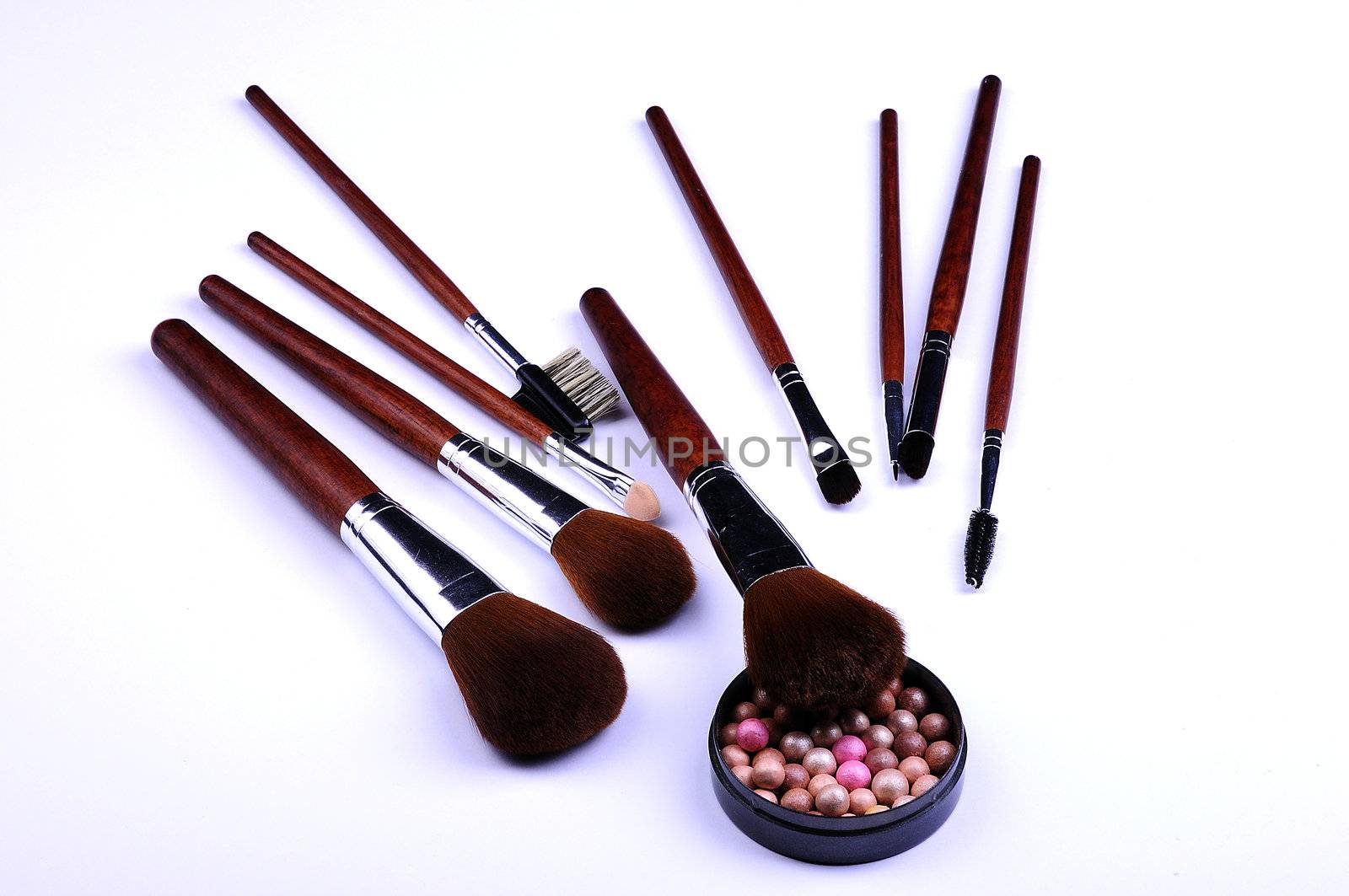 cosmetic tools by dundersztyc