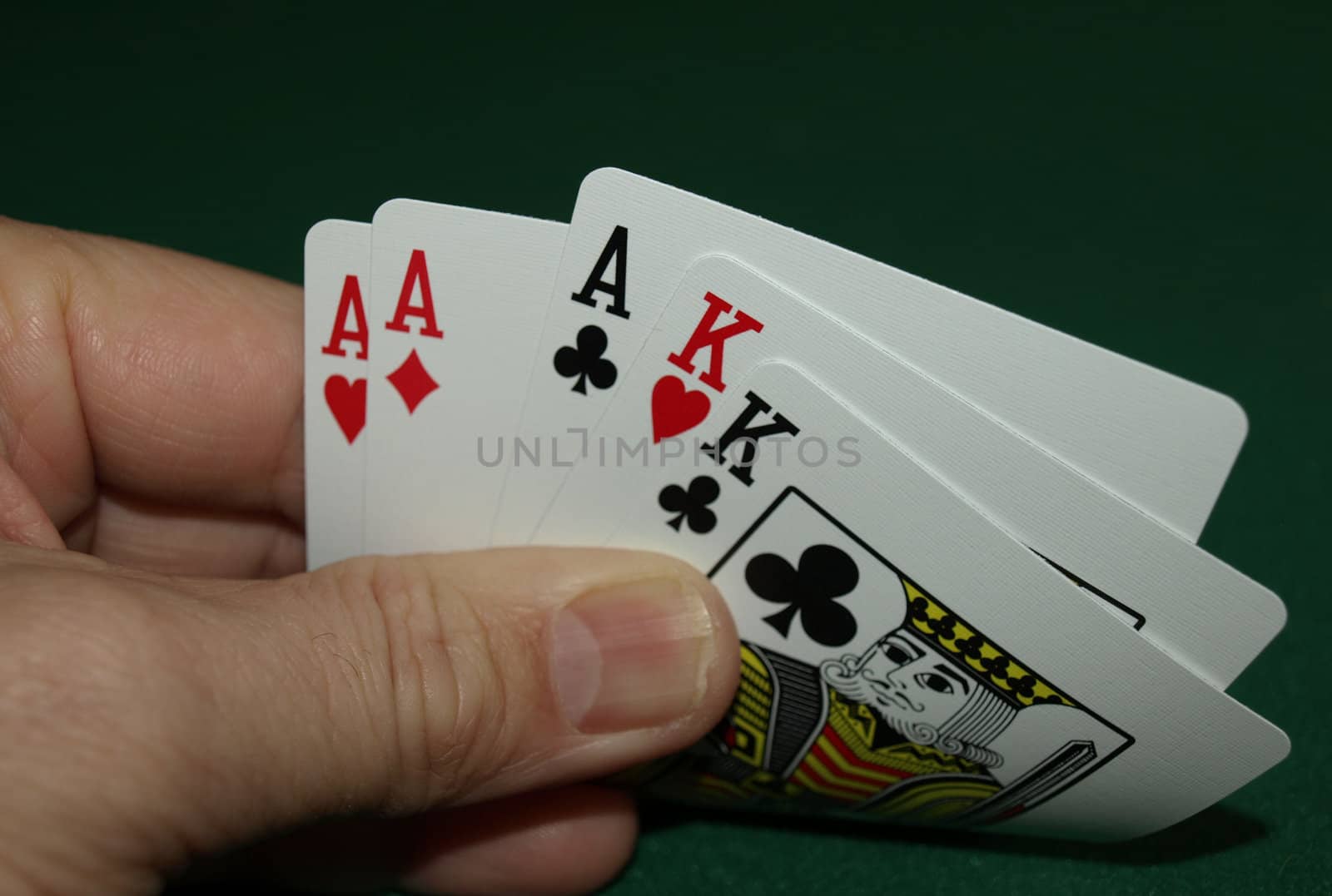 A great poker hand with aces and kings