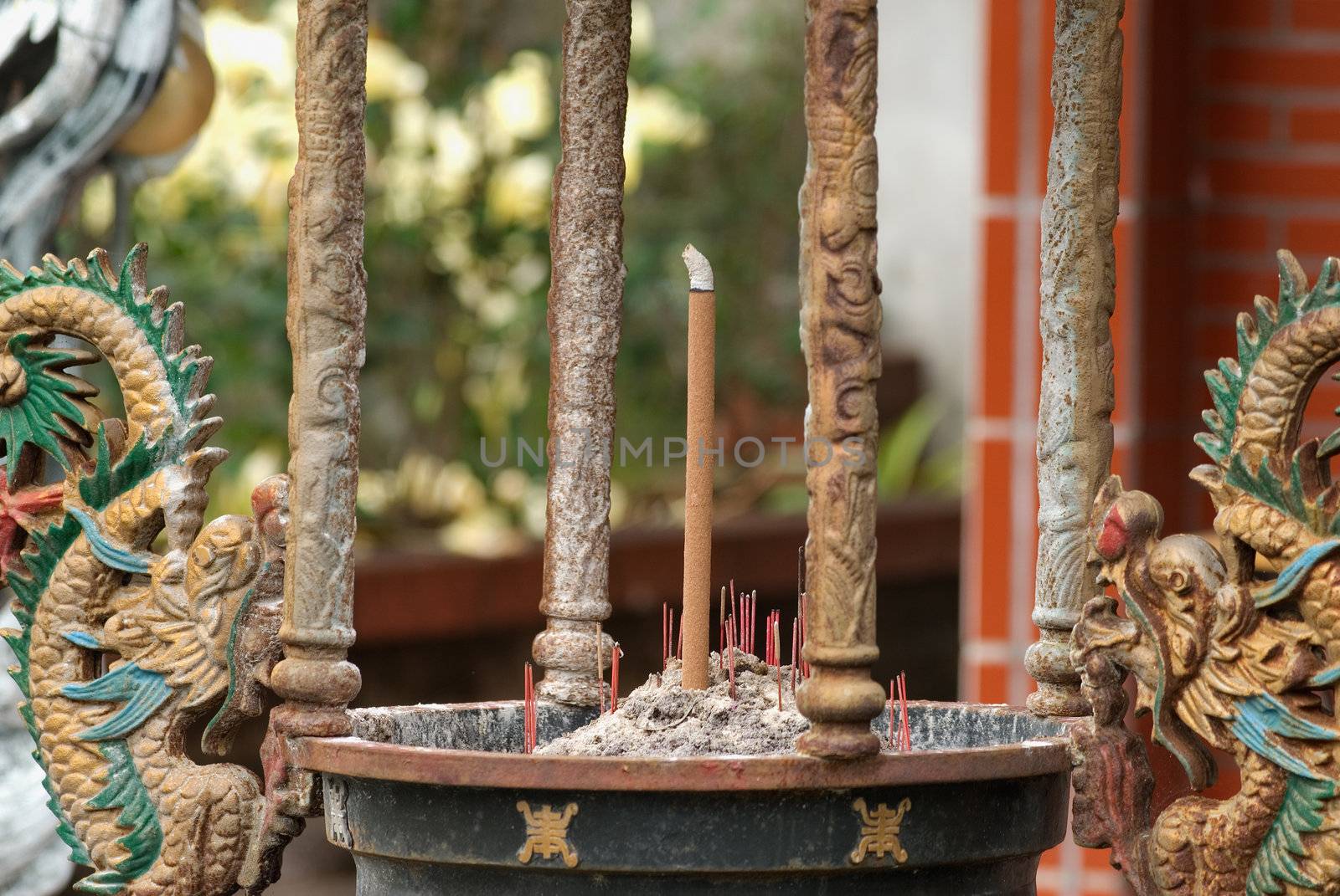 This is a taiwan custom censer, to input joss stick and pray safe and peace.