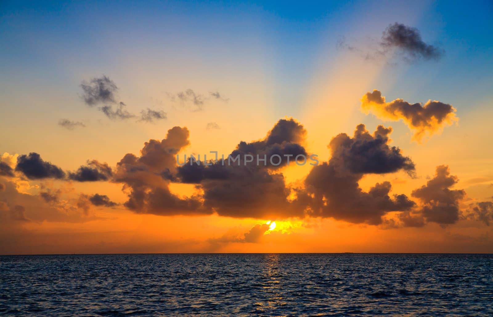 Maldivian Sunset image with nice color