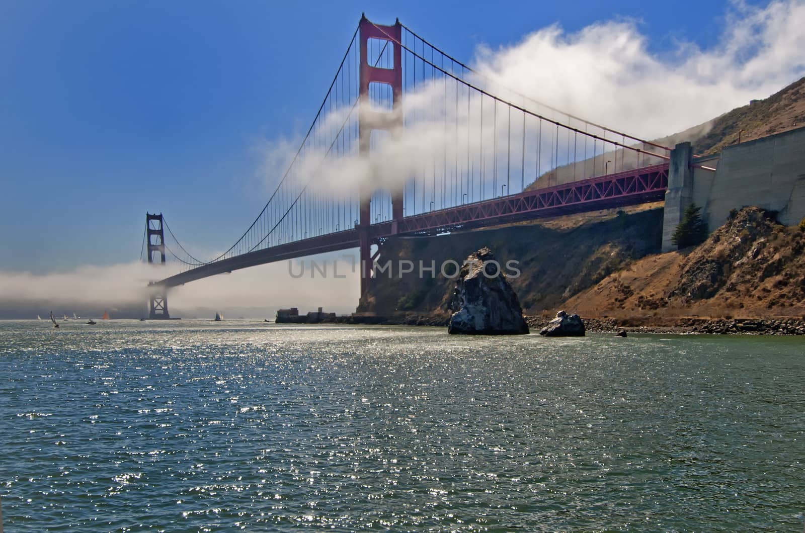 Golden Gate Bridge by urmoments