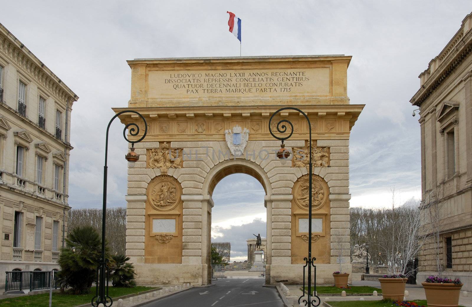 Arc de Triomphe, Montpellier by cynoclub