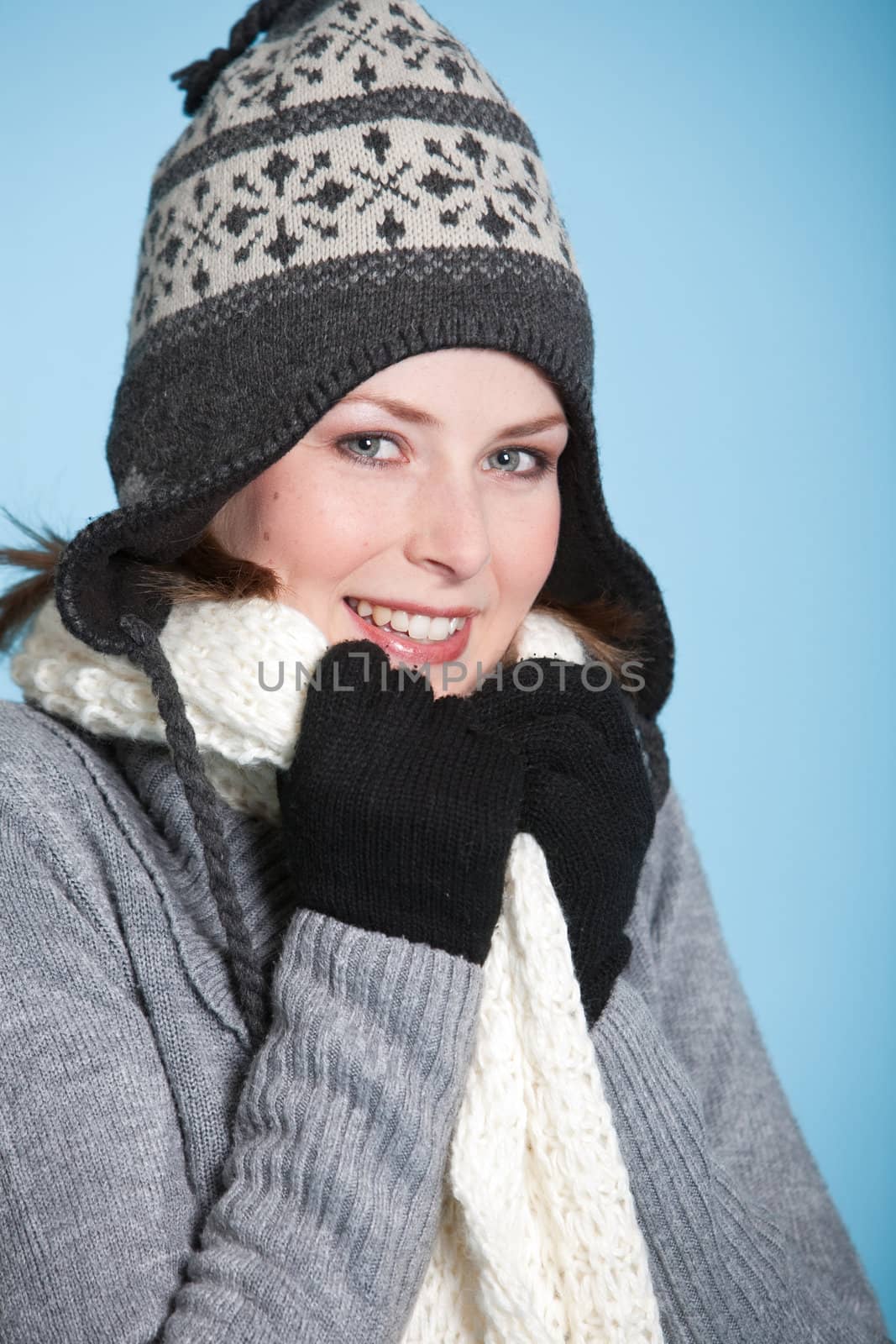 Dressing warm for winter by Fotosmurf