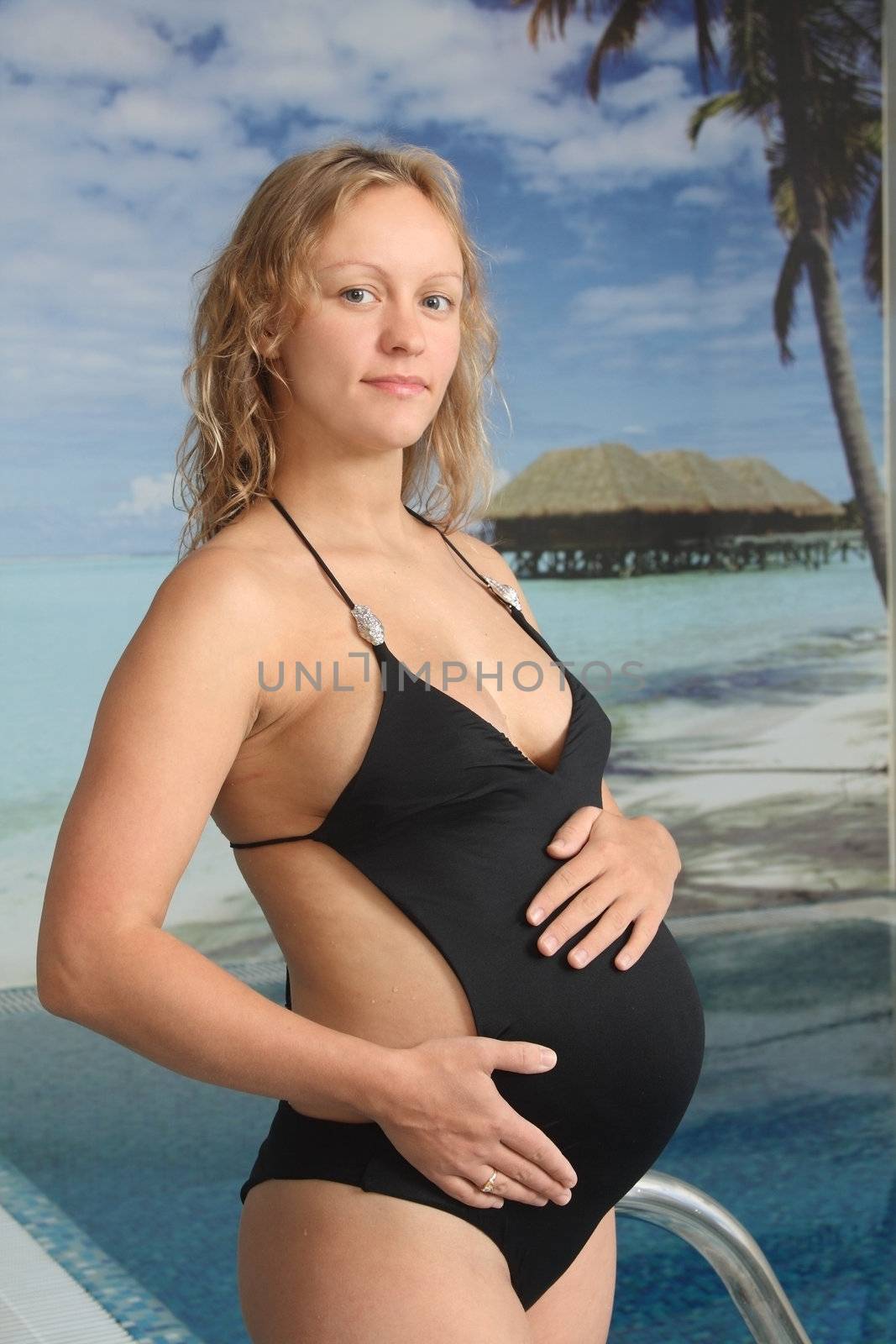 Employment with pregnant women in small pool