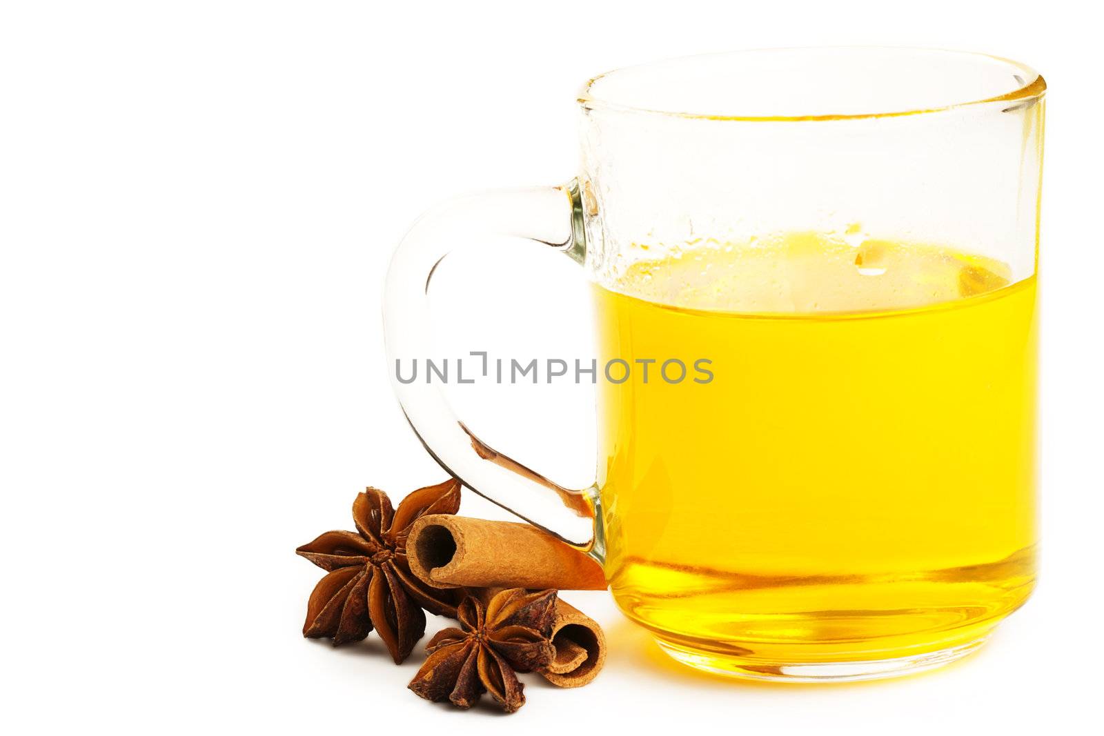 yellow tea with cinnamon sticks and star anise by RobStark