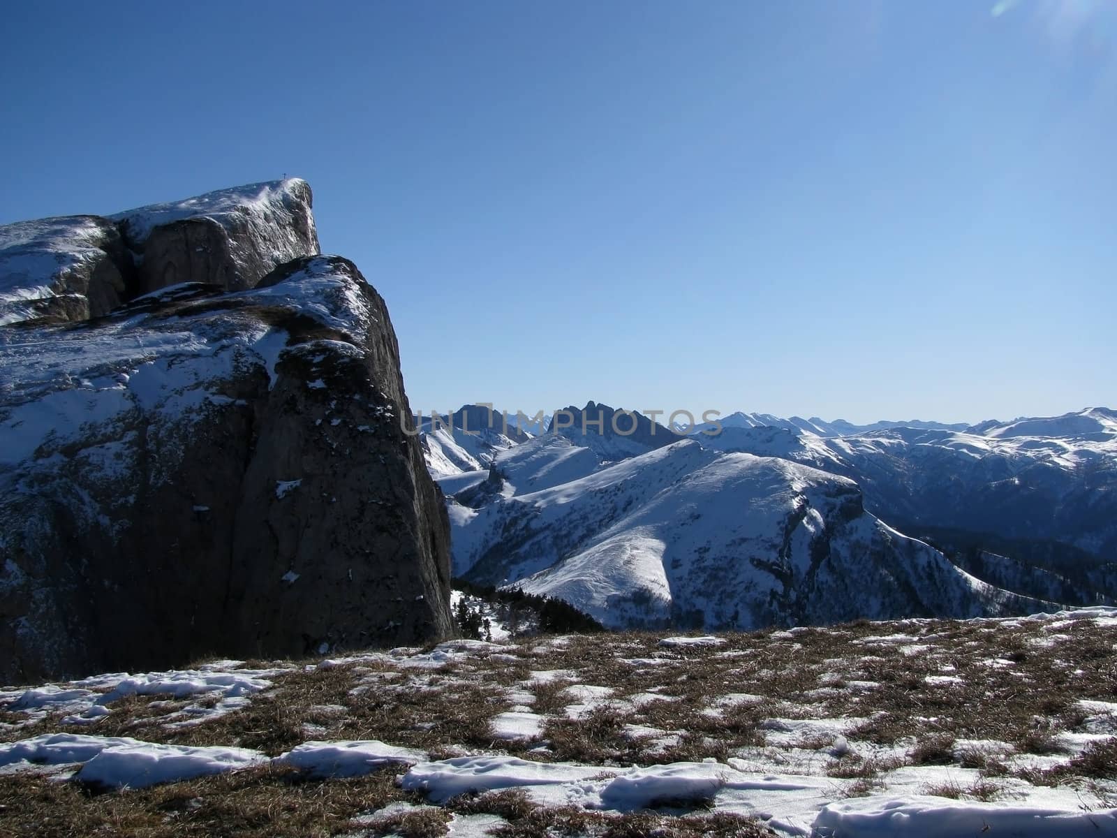 The main Caucasian ridge by Viktoha