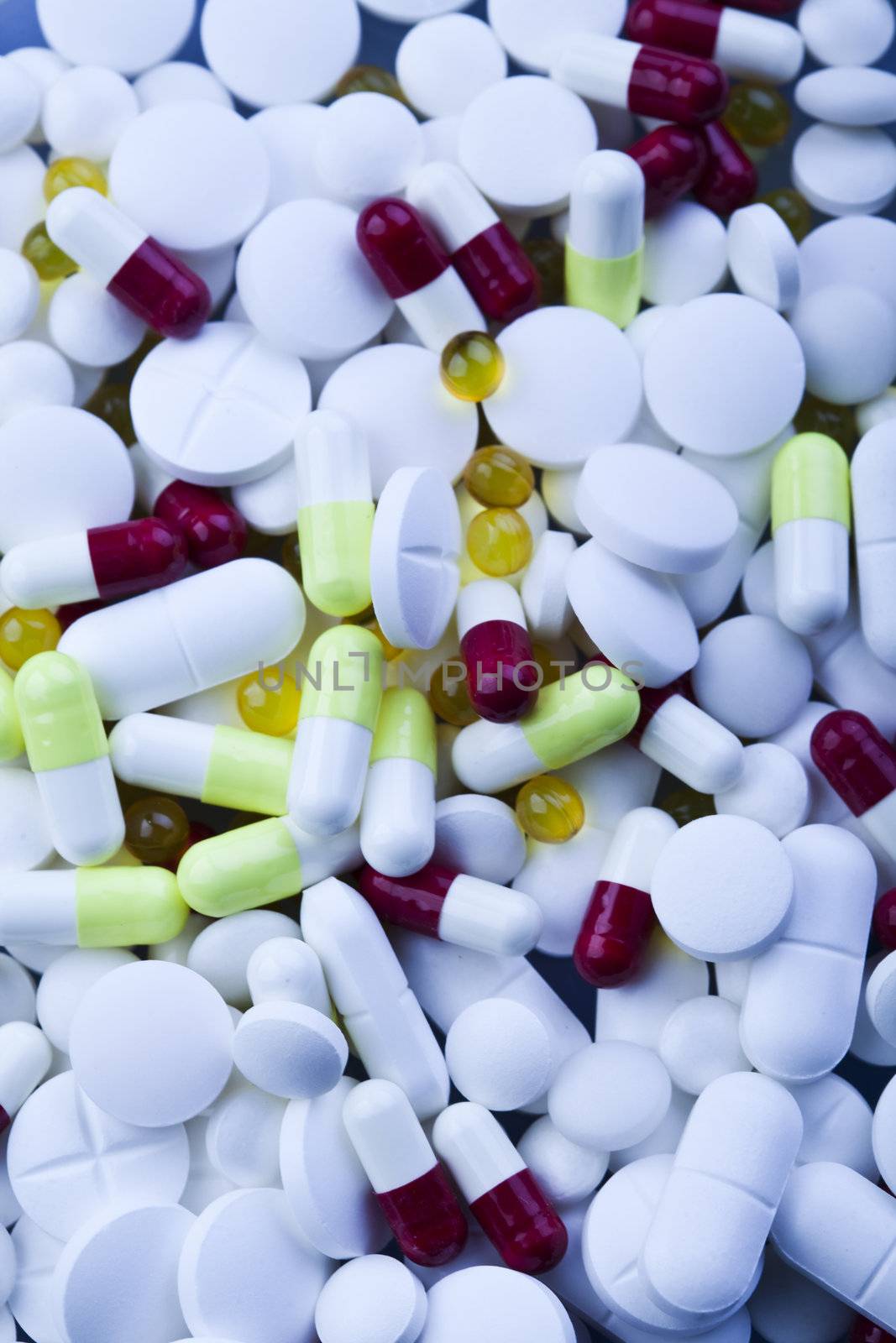 Colourful pills by JanPietruszka