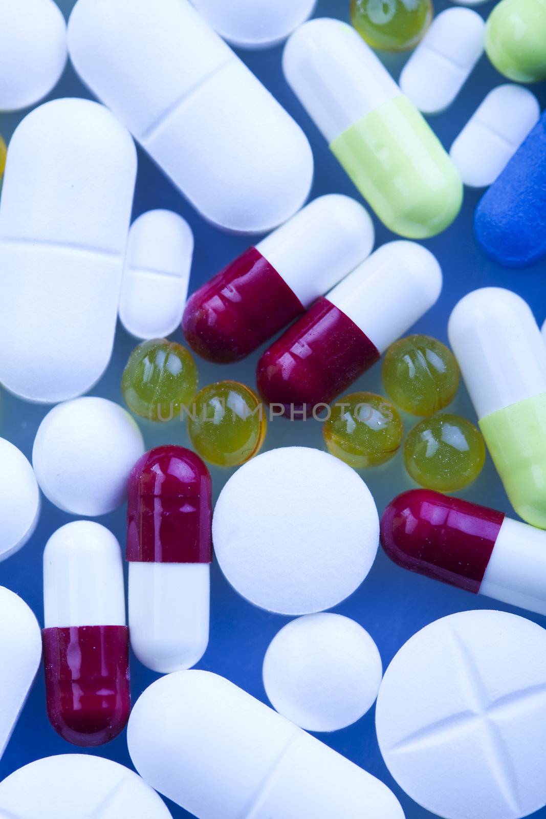 Colourful pills by JanPietruszka