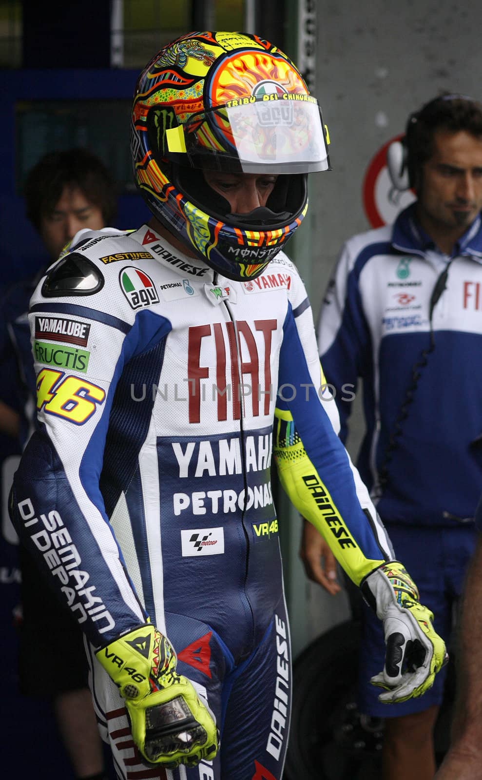 Valentino Rossi change Yamaha team for Ducati by haak78