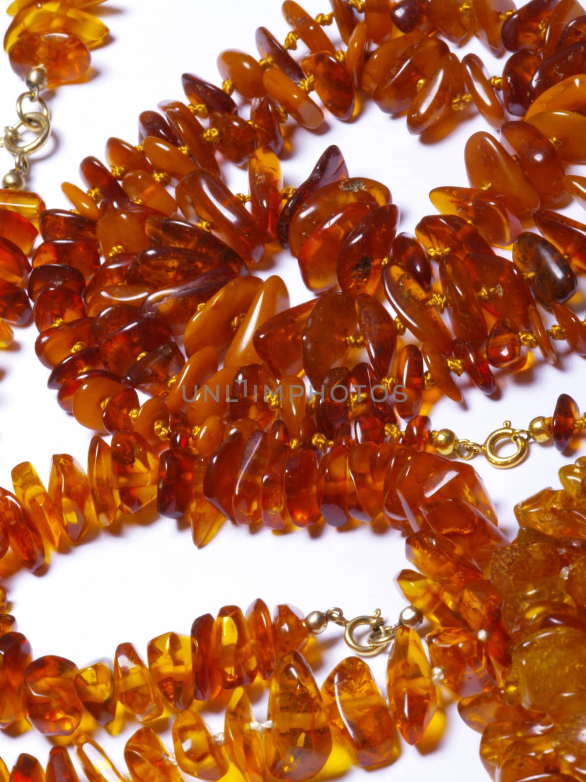 amber beads by derausdo