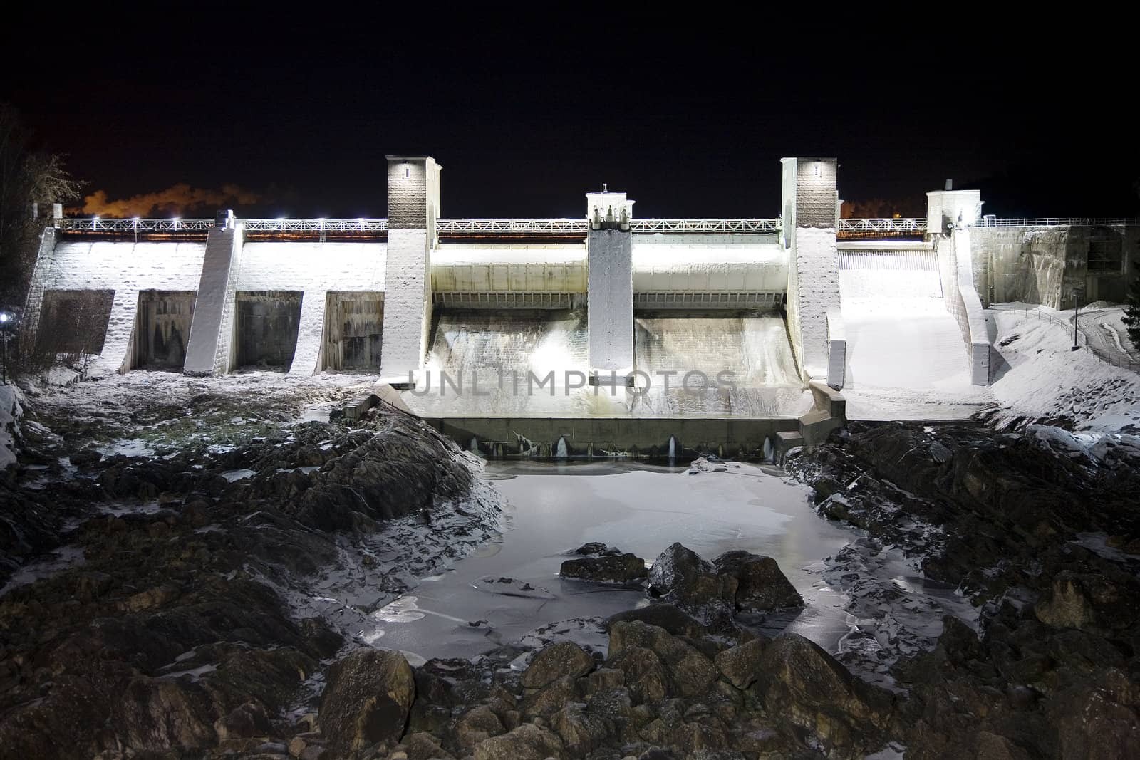 Imatrankoski dam photographed on a winter night.