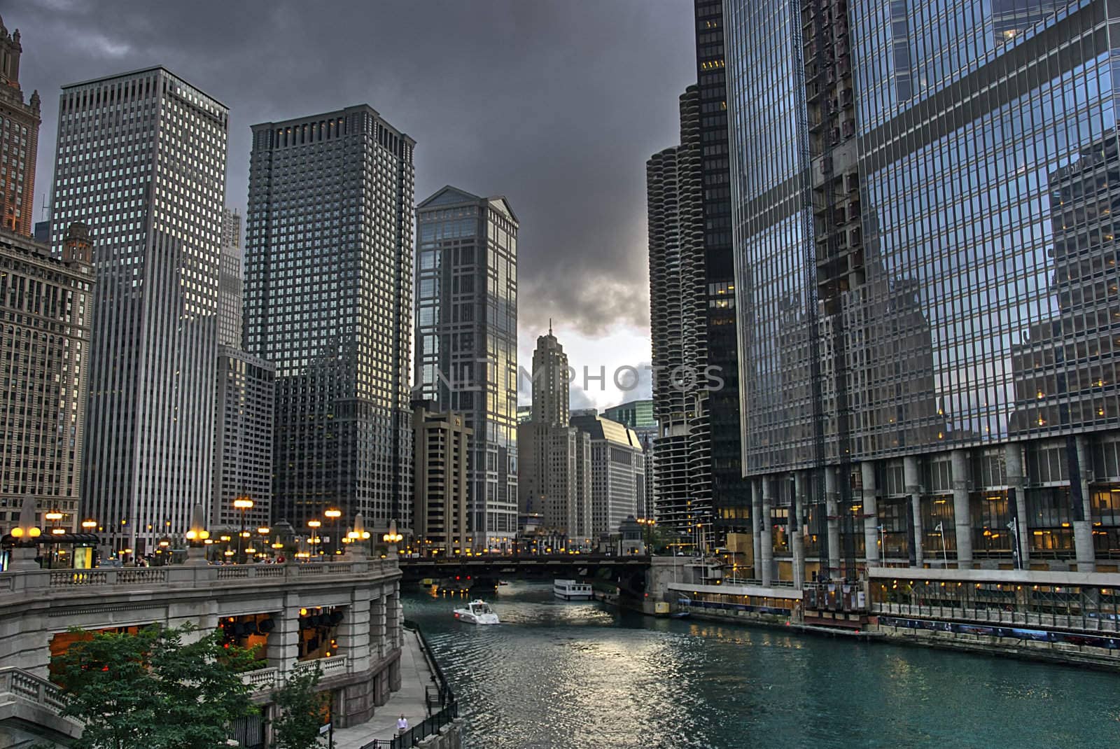 View of Chicago River in Chicago.