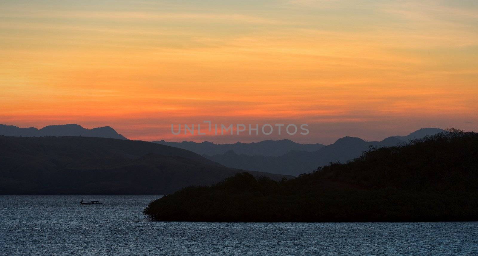 Komodo Islands./ The sun has left for horizon.