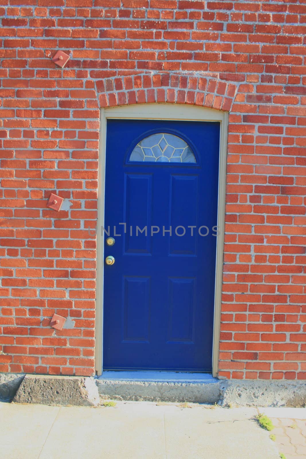 Close up of an entrance of a building.
