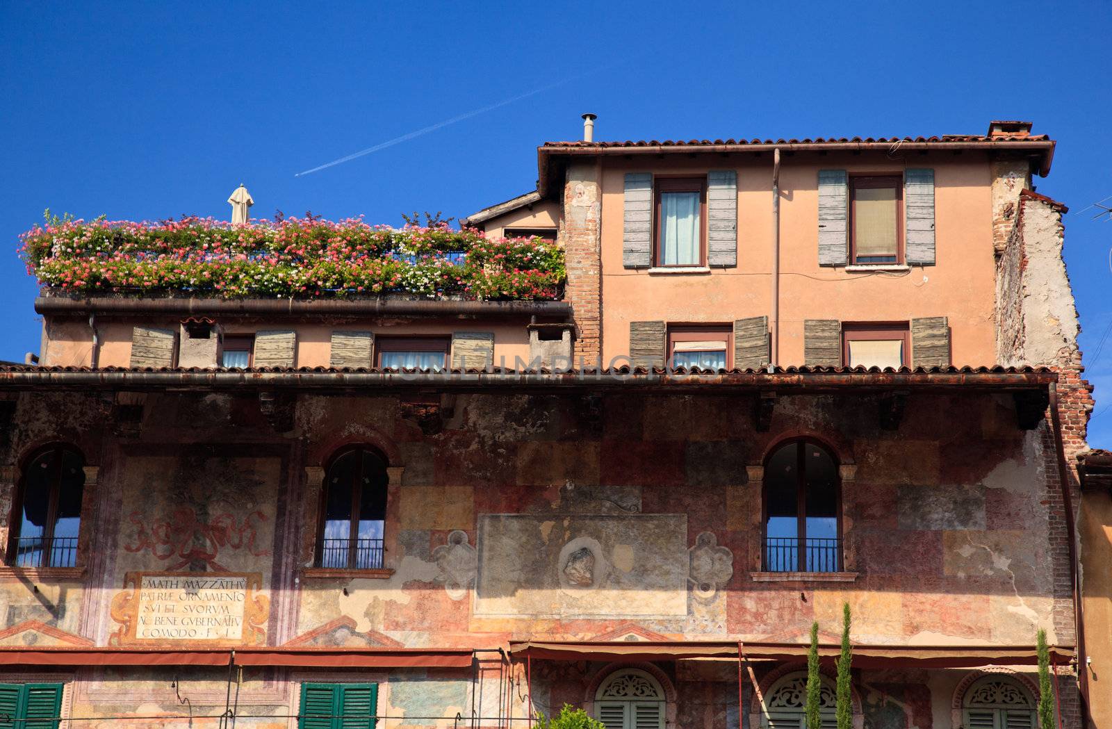 Old buildings in Verona by steheap