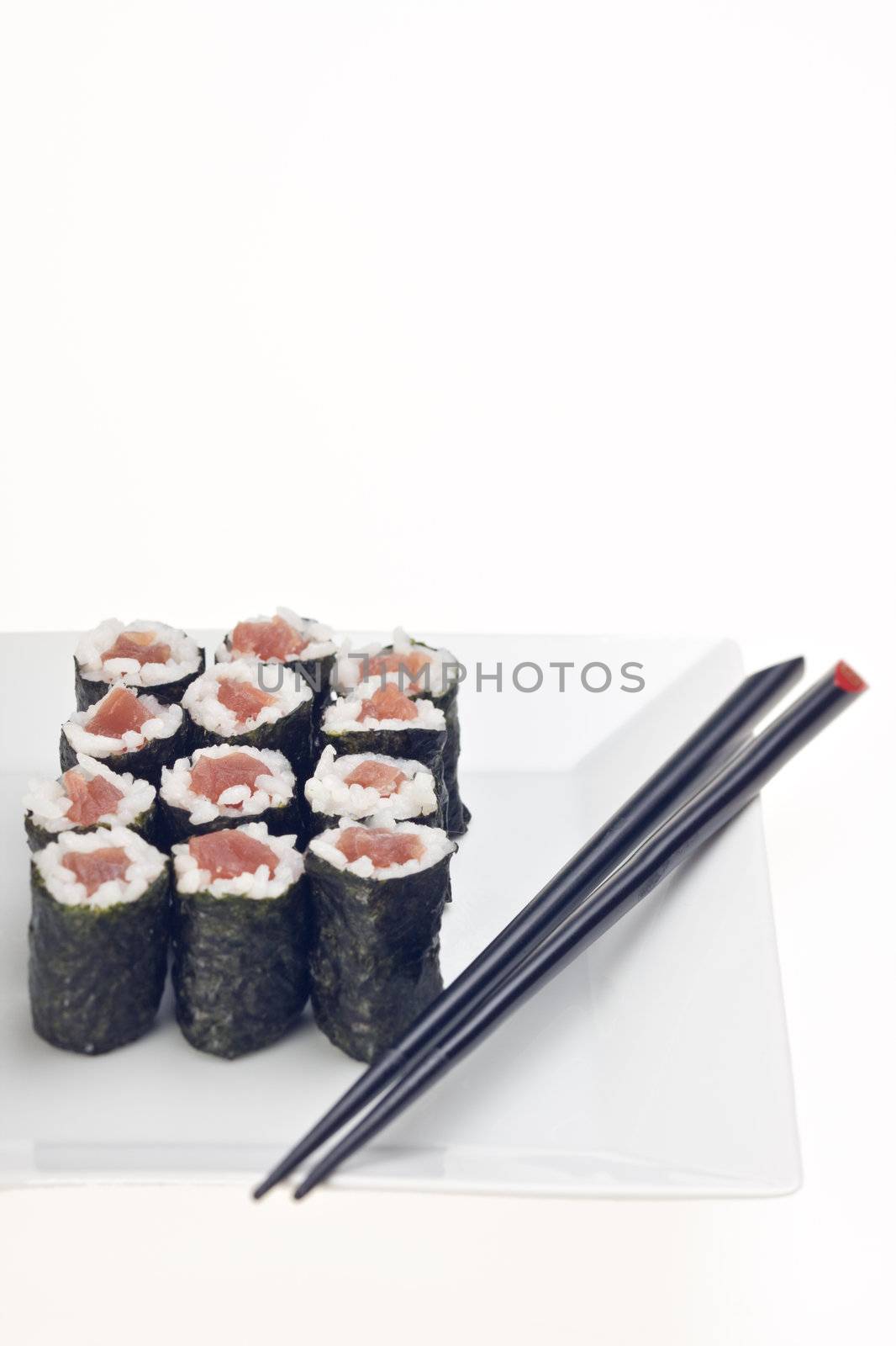 raw tunafish sushi