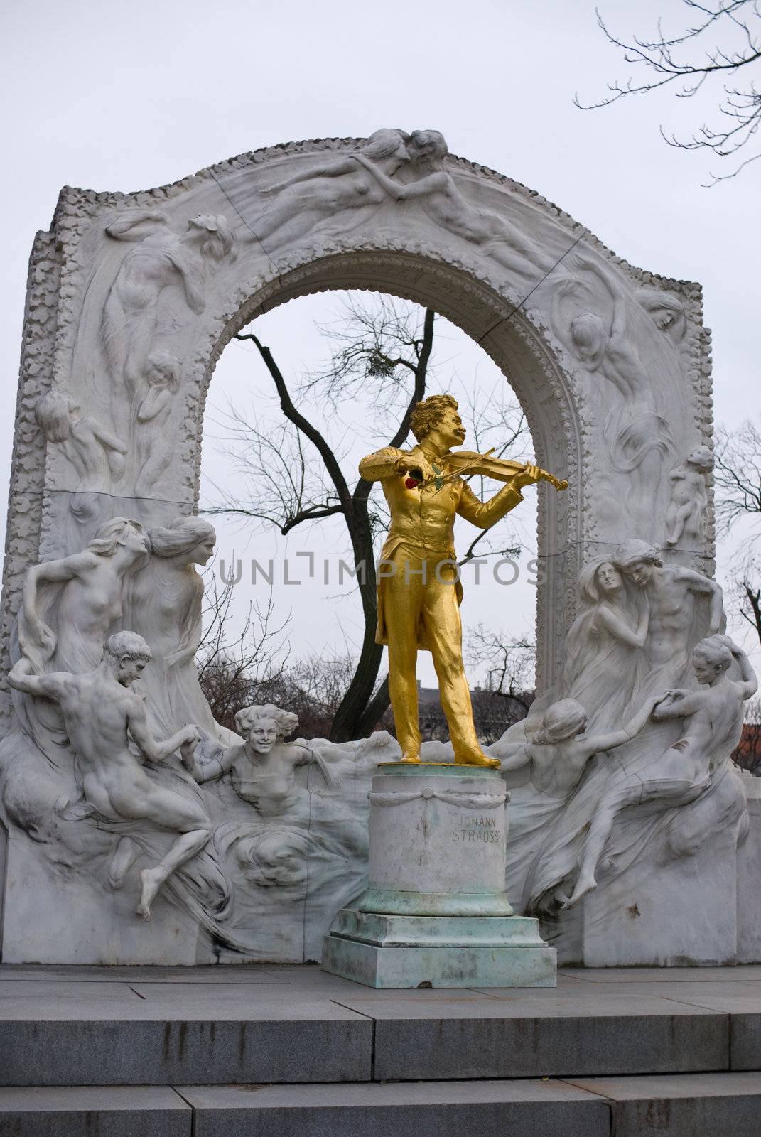 the famous golden memorial of johann strauss which is located in the vienna city park in the first district of vienna