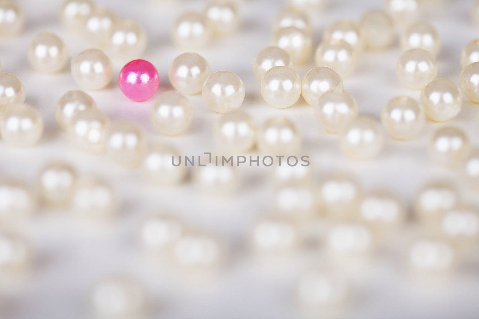 One lilac wrong pearl among set of the usual