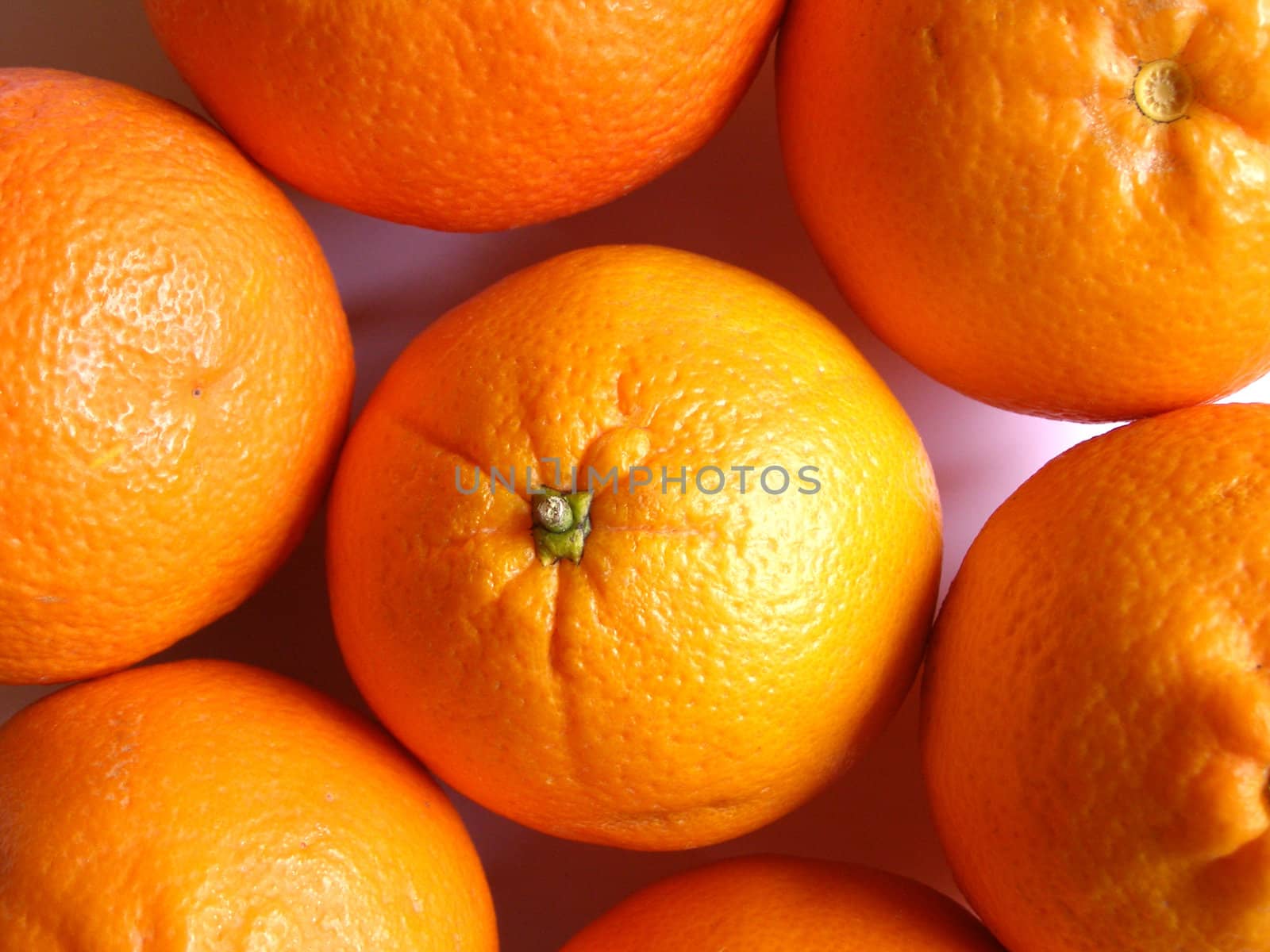 Oranges by claudiodivizia