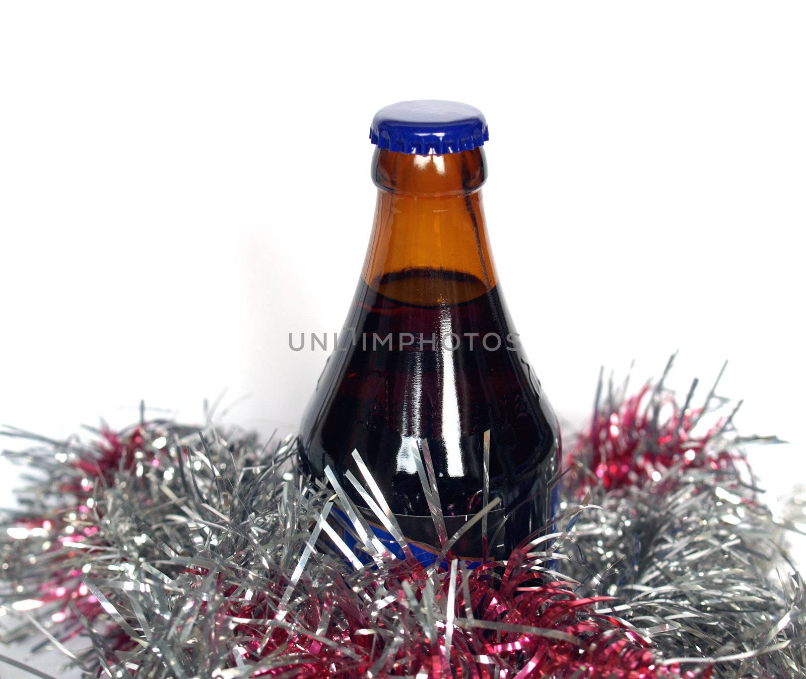 Beer bottle Christmas gift with tinsel