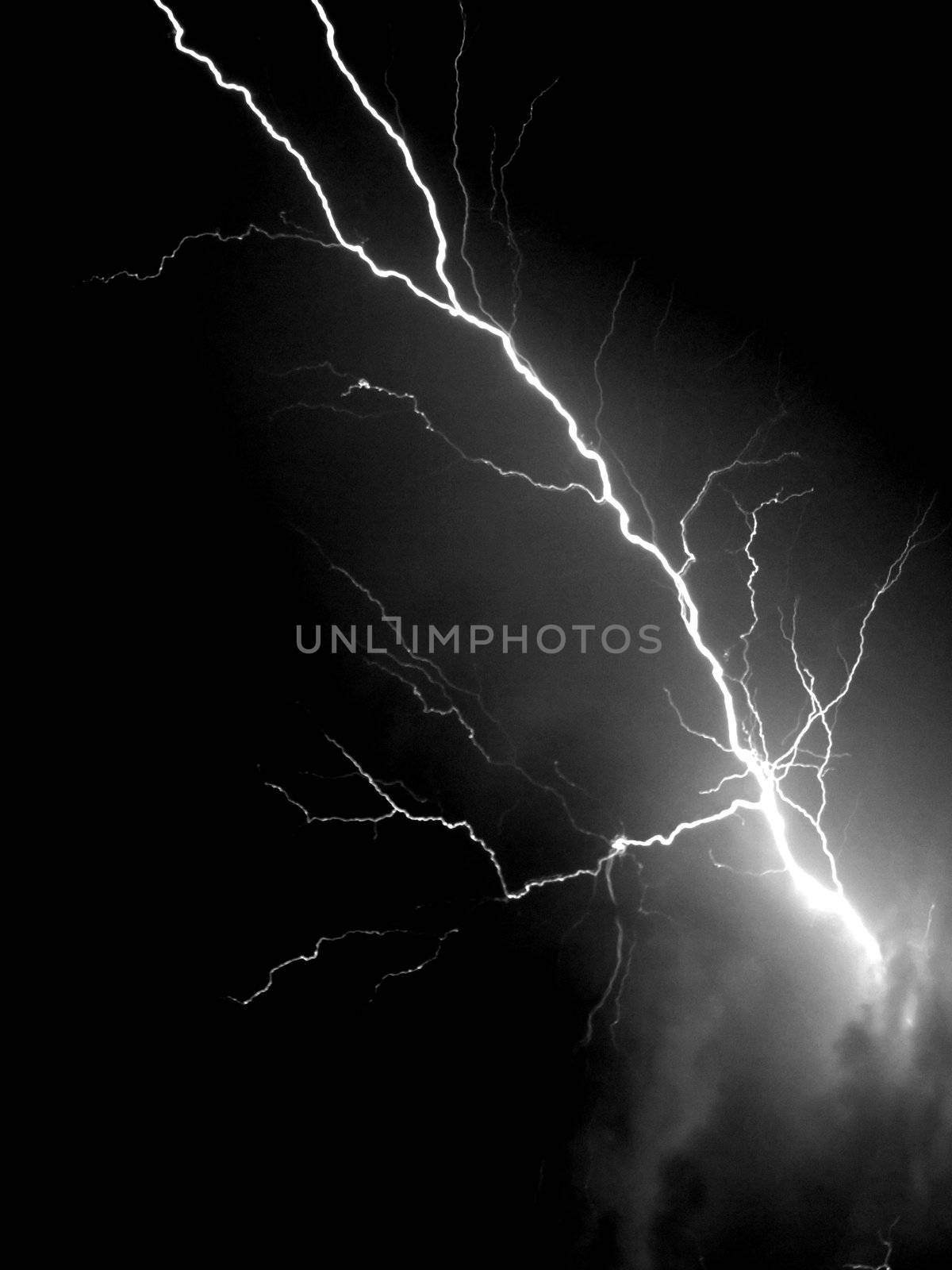 Lightning by claudiodivizia